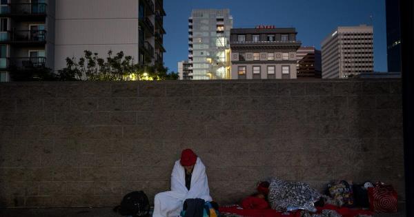 报告：去年，每10名无家可归者找到住房，就有13人无家可归