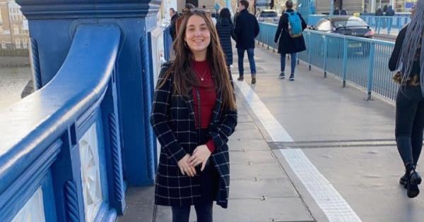在英国弗农妇女被杀一年后，家庭焦点转向了失去的教训