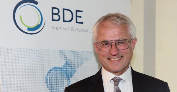 Because of right-wing extremist contacts: BDE separates from President Kurth