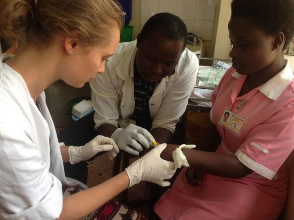 Sophia Koetsier working in a hospital