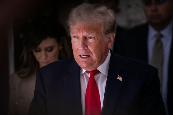 特朗普计划重返法庭，听取迈克尔·科恩在纽约审判中的证词